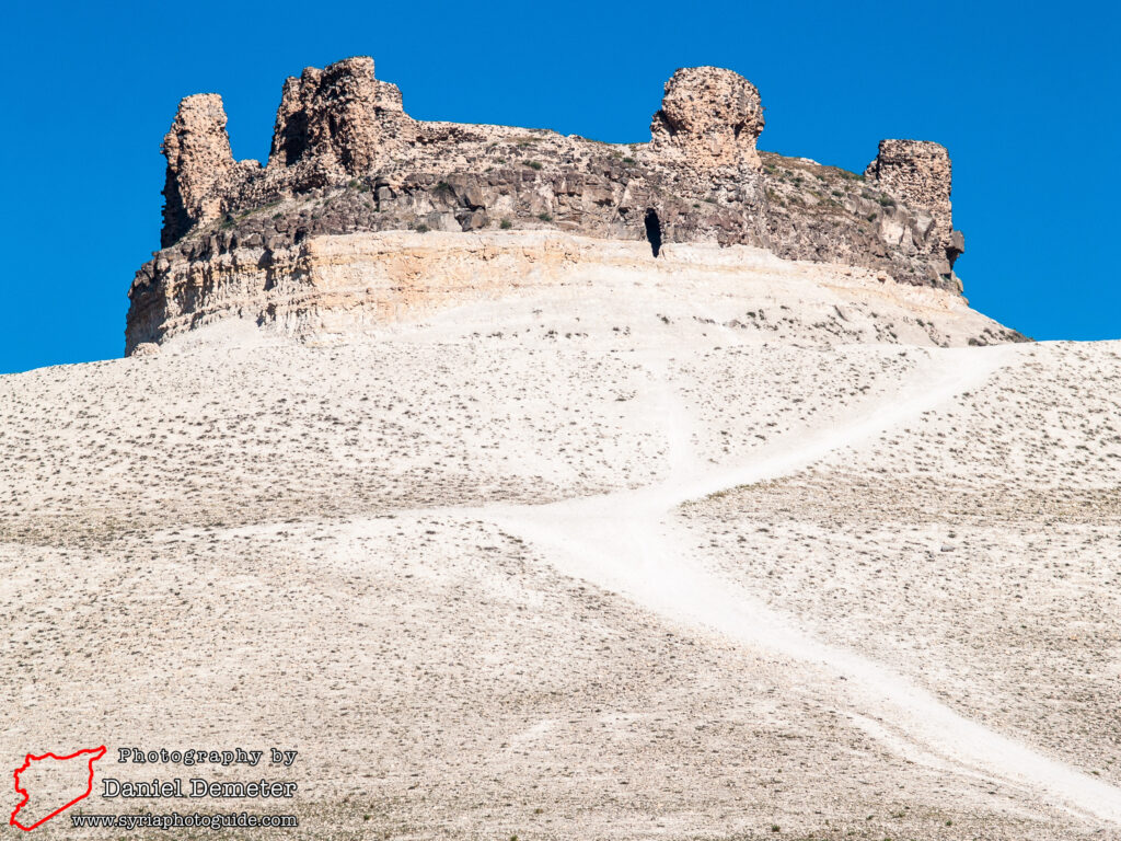 Qalaat al-Shamamis (قلعة الشماميس)