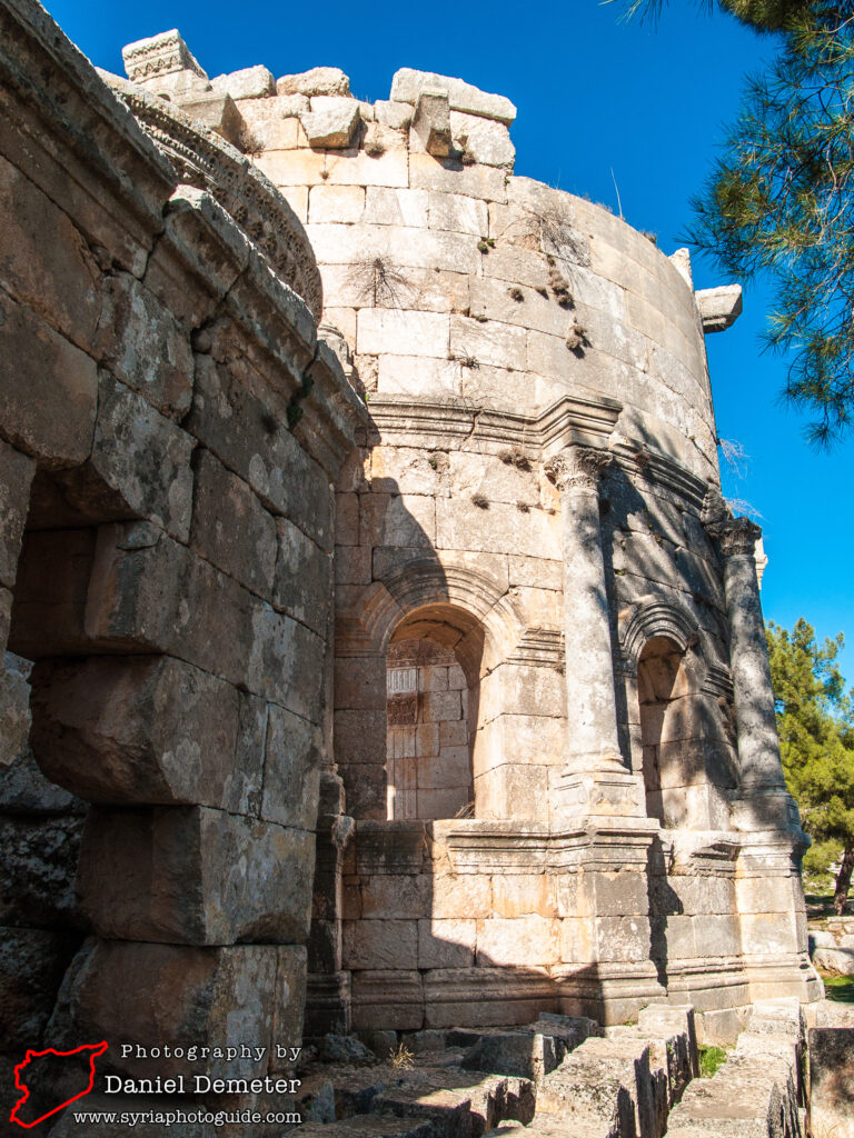 Qalaat Samaan (قلعة سمعان)