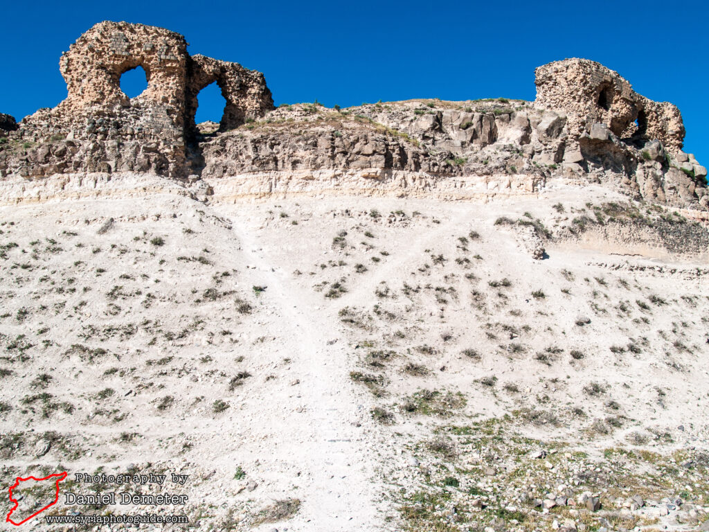 Qalaat al-Shamamis (قلعة الشماميس)