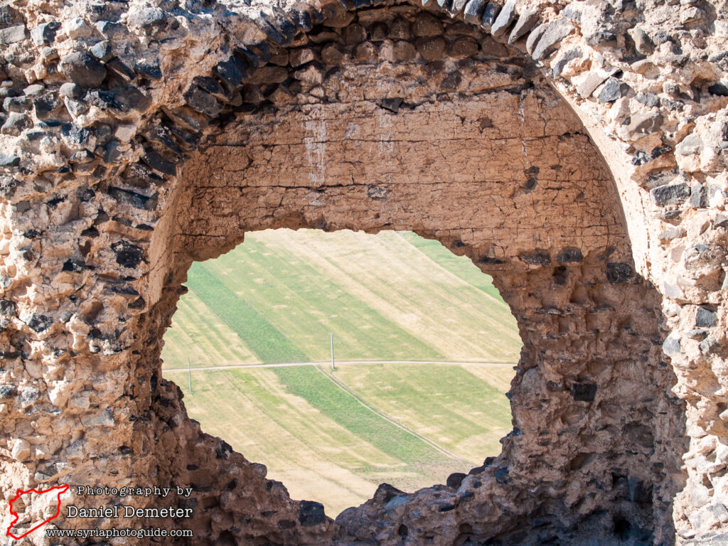 Qalaat al-Shamamis (قلعة الشماميس)