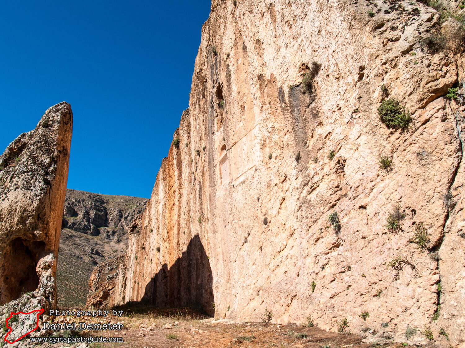 Souq Wadi Barada (سوق وادي بردى)