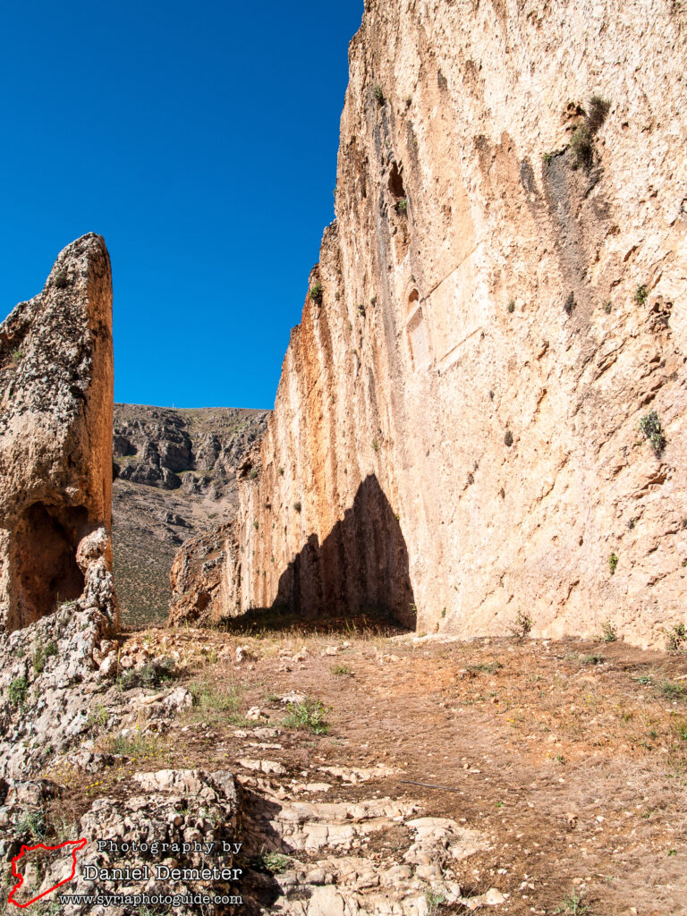 Souq Wadi Barada (سوق وادي بردى)