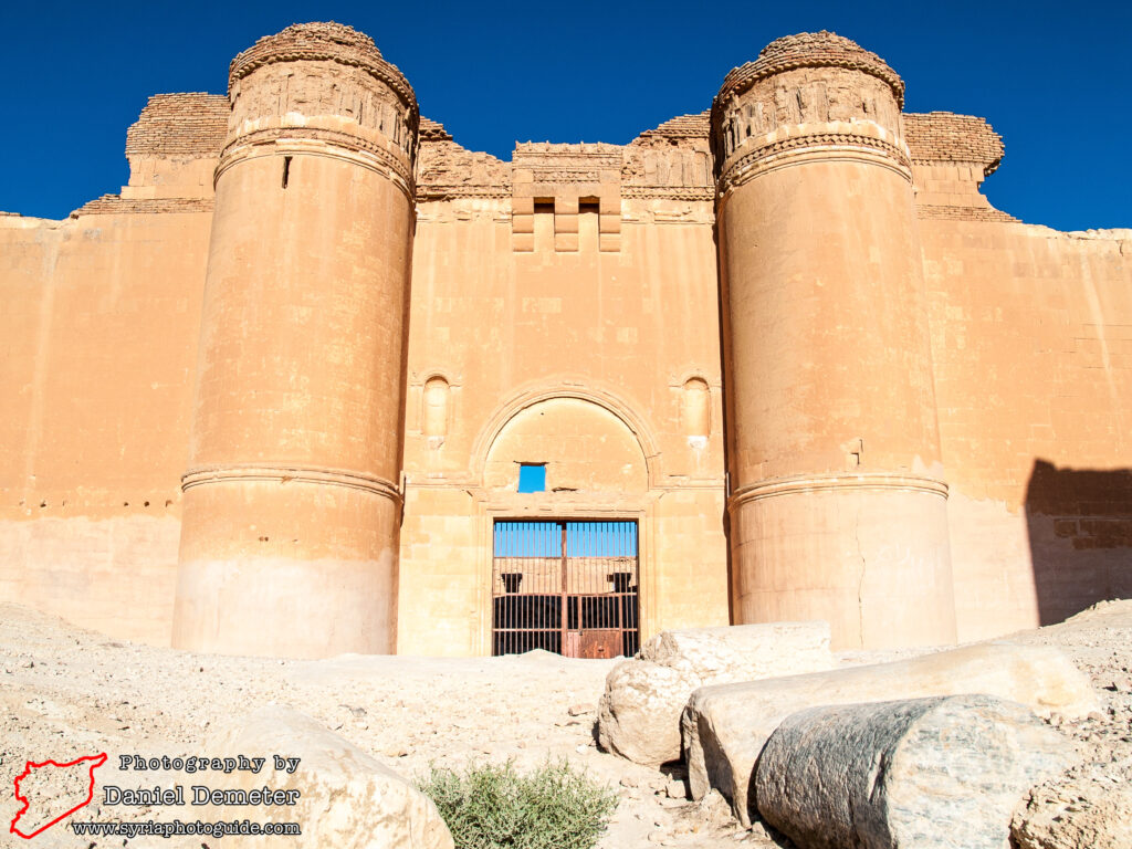 Qasr al-Heir al-Sharqi (قصر الحير الشرقي)