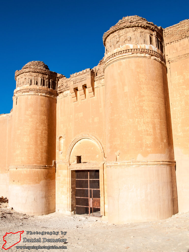 Qasr al-Heir al-Sharqi (قصر الحير الشرقي)