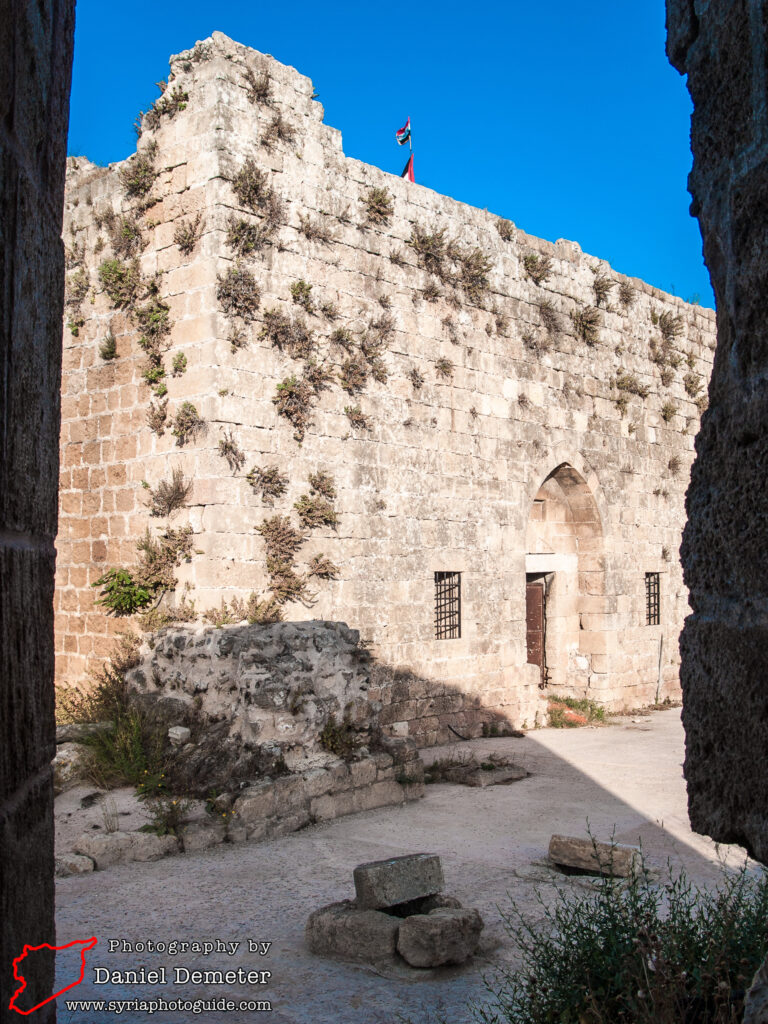 Qalaat Yahmur (قلعة يحمور)