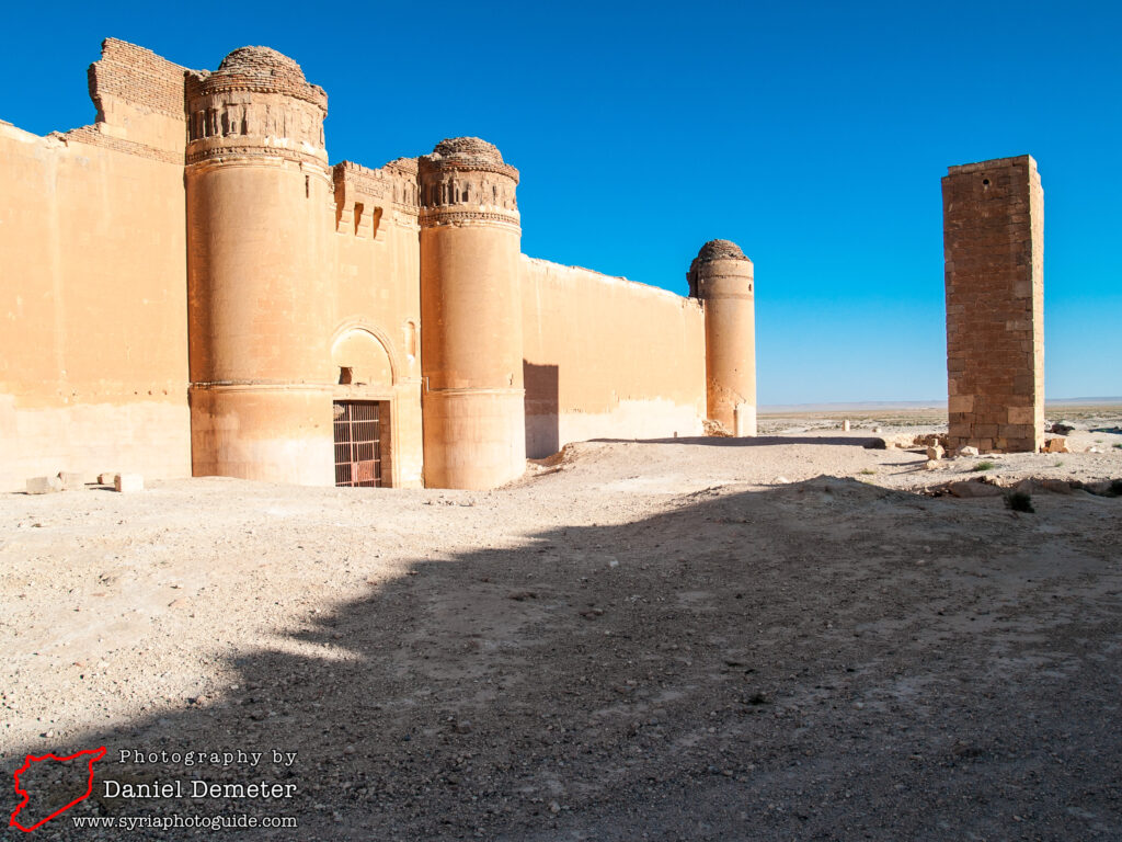 Qasr al-Heir al-Sharqi (قصر الحير الشرقي)