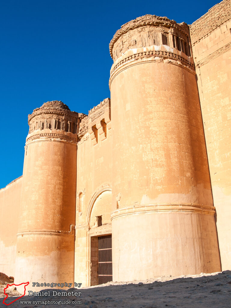 Qasr al-Heir al-Sharqi (قصر الحير الشرقي)