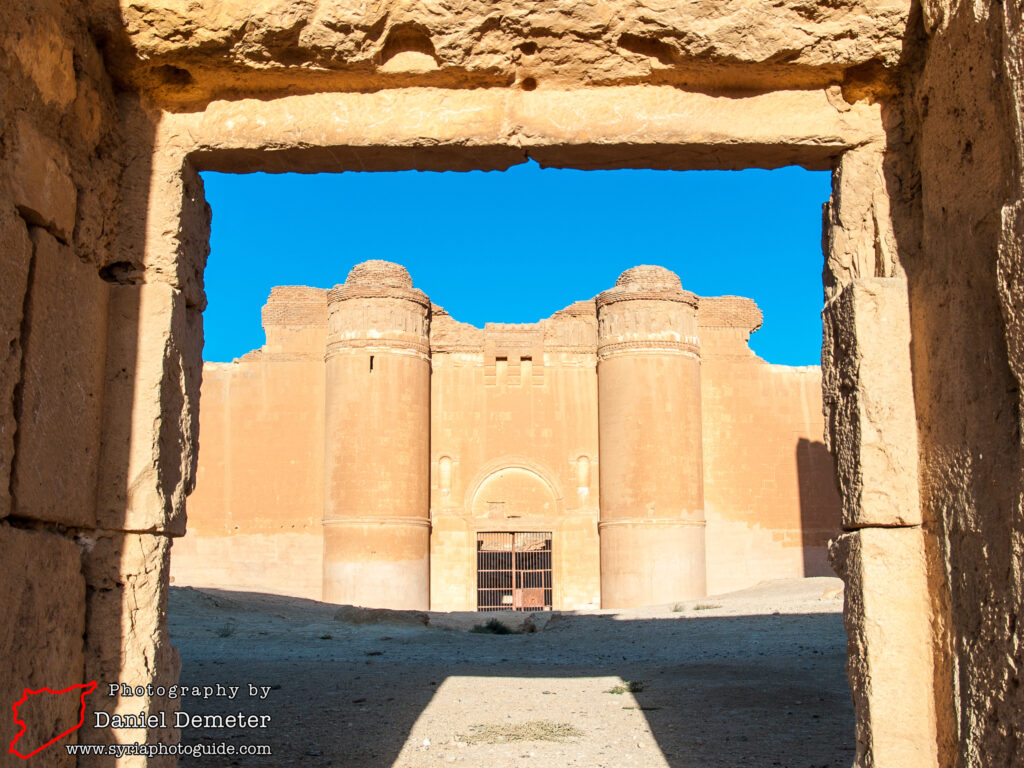 Qasr al-Heir al-Sharqi (قصر الحير الشرقي)