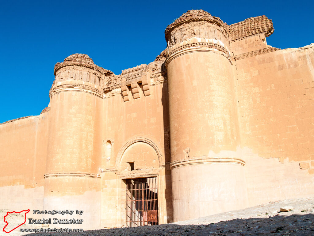 Qasr al-Heir al-Sharqi (قصر الحير الشرقي)