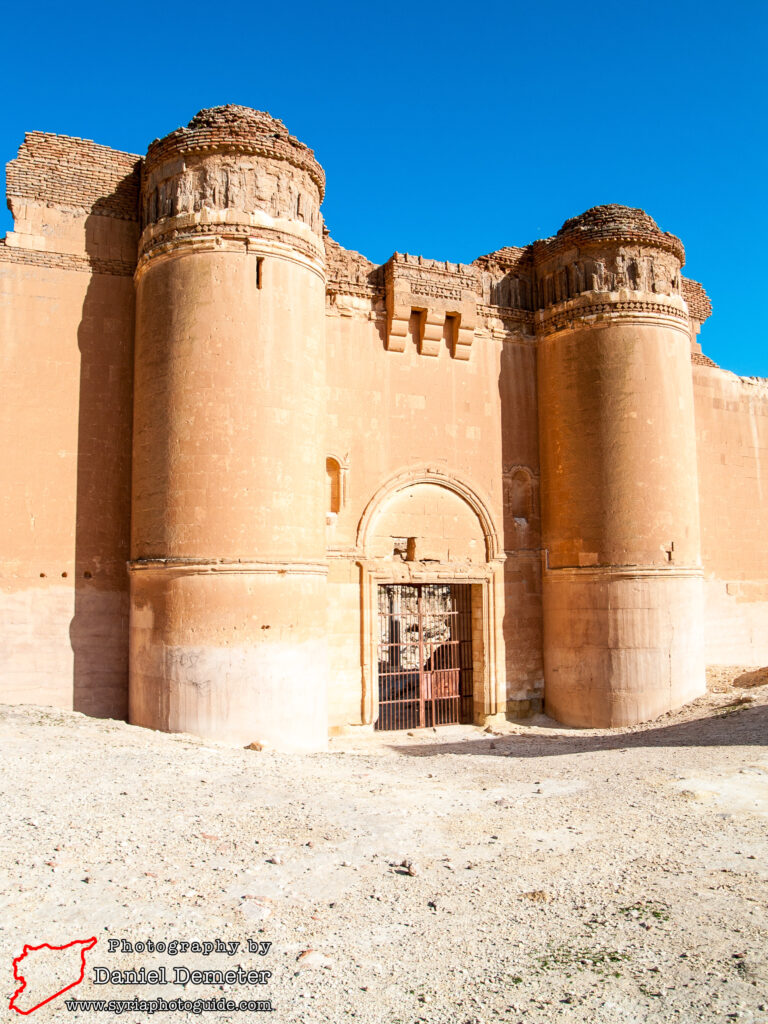 Qasr al-Heir al-Sharqi (قصر الحير الشرقي)