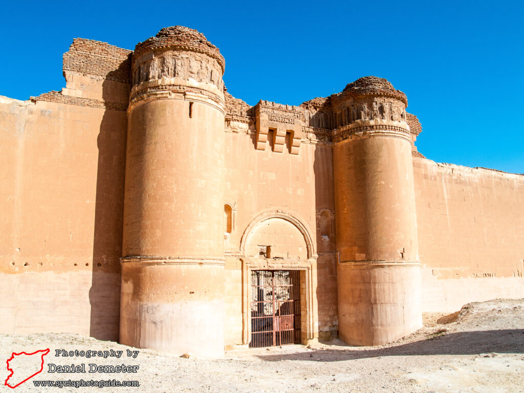 Qasr al-Heir al-Sharqi (قصر الحير الشرقي)