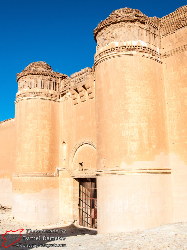 Qasr al-Heir al-Sharqi (قصر الحير الشرقي)