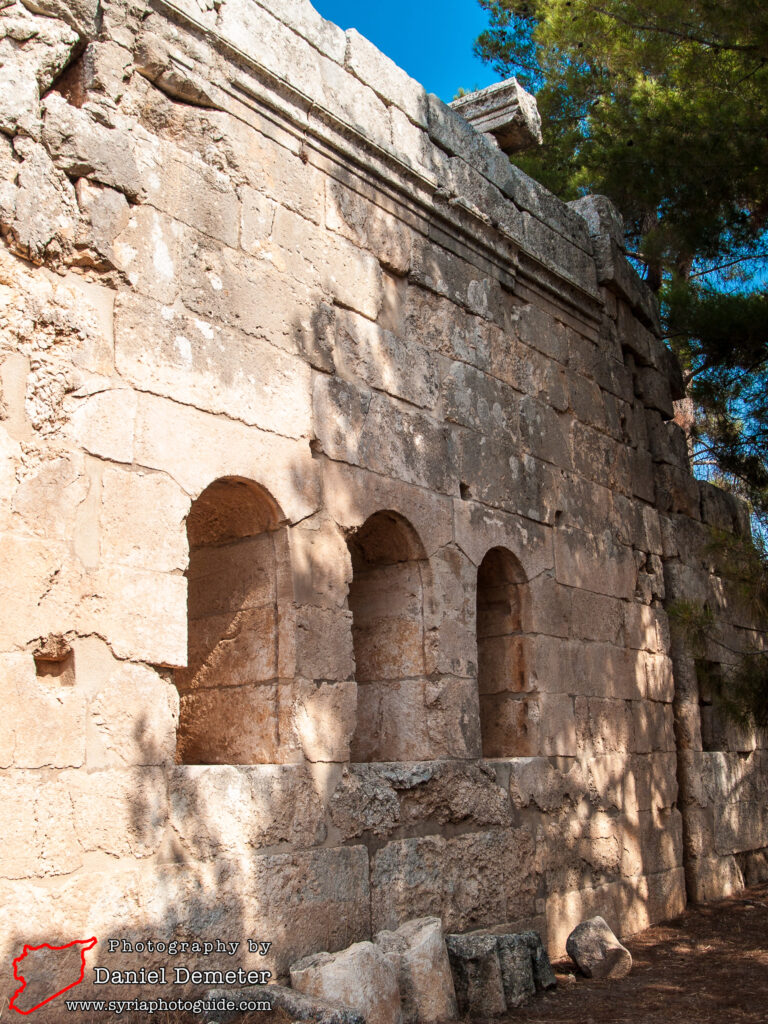 Qalaat Samaan (قلعة سمعان)