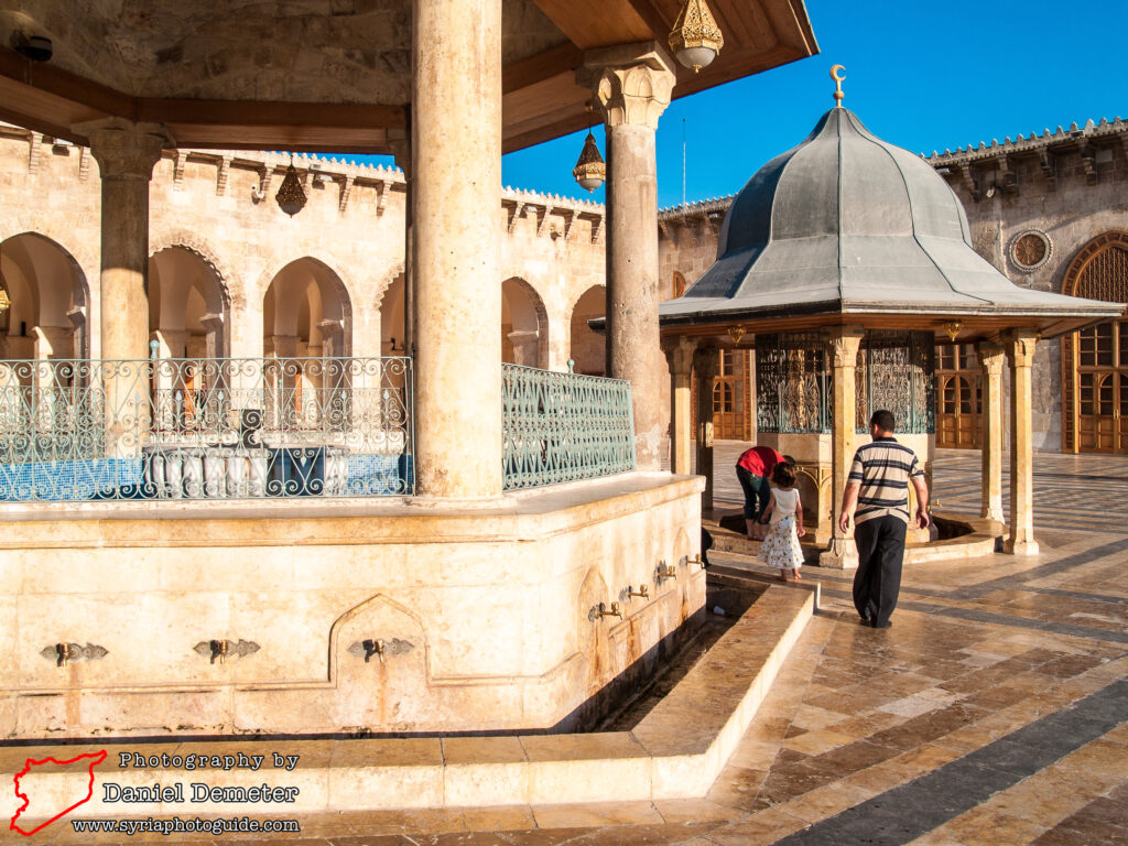 Aleppo - Great Mosque (حلب - جامع الكبير‎)